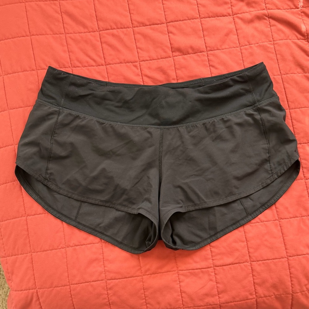 Lululemon Low Rise Speed Up Shorts